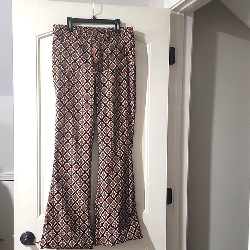 Dress Up Boutique  pants